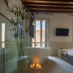 Lion Palace - San Marco R&r , Venice Italy